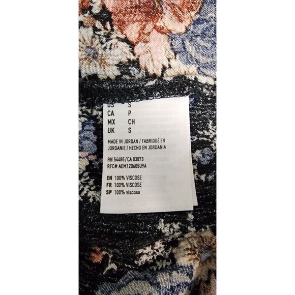 American Eagle Outfitters 3/4 Balloon Sleeve Keyhole Neck Floral S/P - Picture 8 of 8